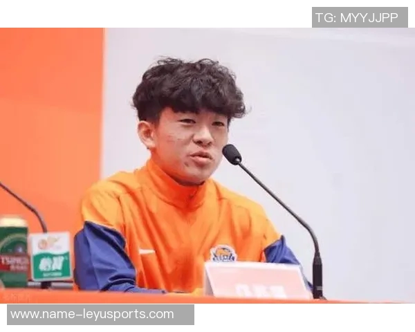 关键战役中帅惟浩头球破门完成帽子戏法邝兆镭助攻国少队3-0领先